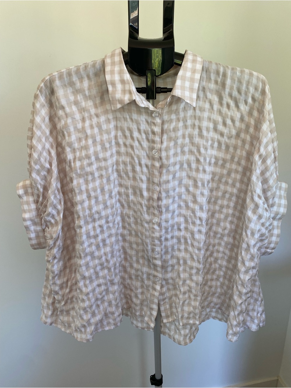 Day + Moon Beige & White Gingham Button Front Collared Top Size Small Oversized